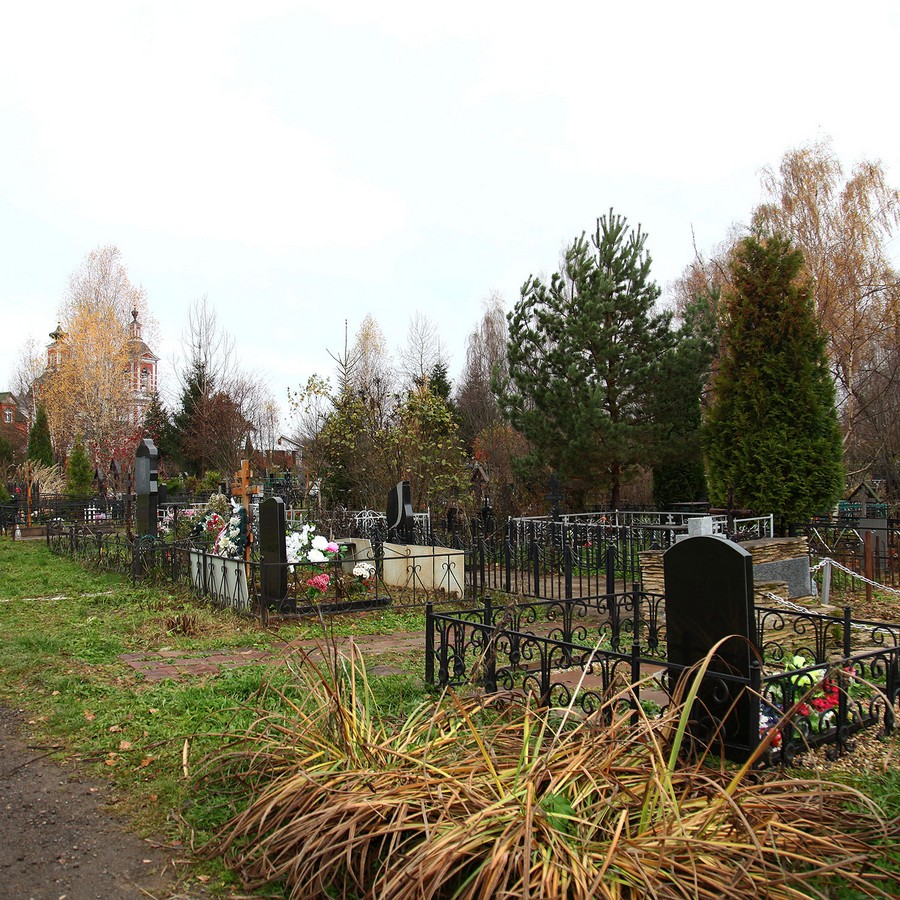 Пучково кладбище в Москве