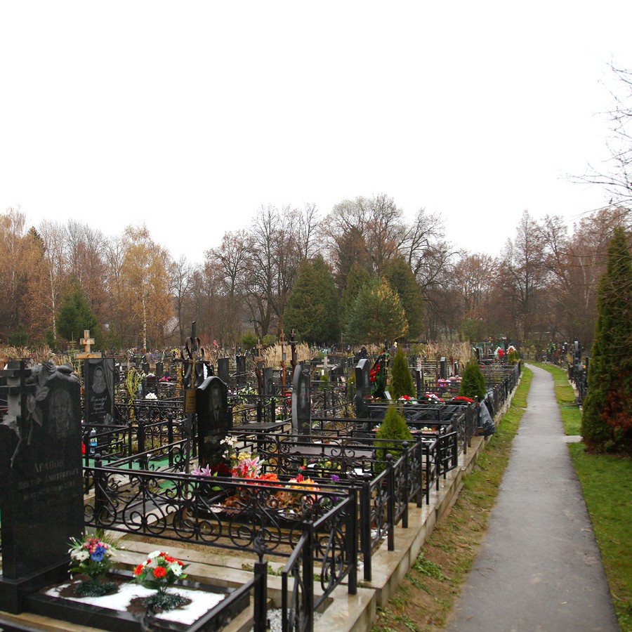 Передельцевское кладбище в Москве